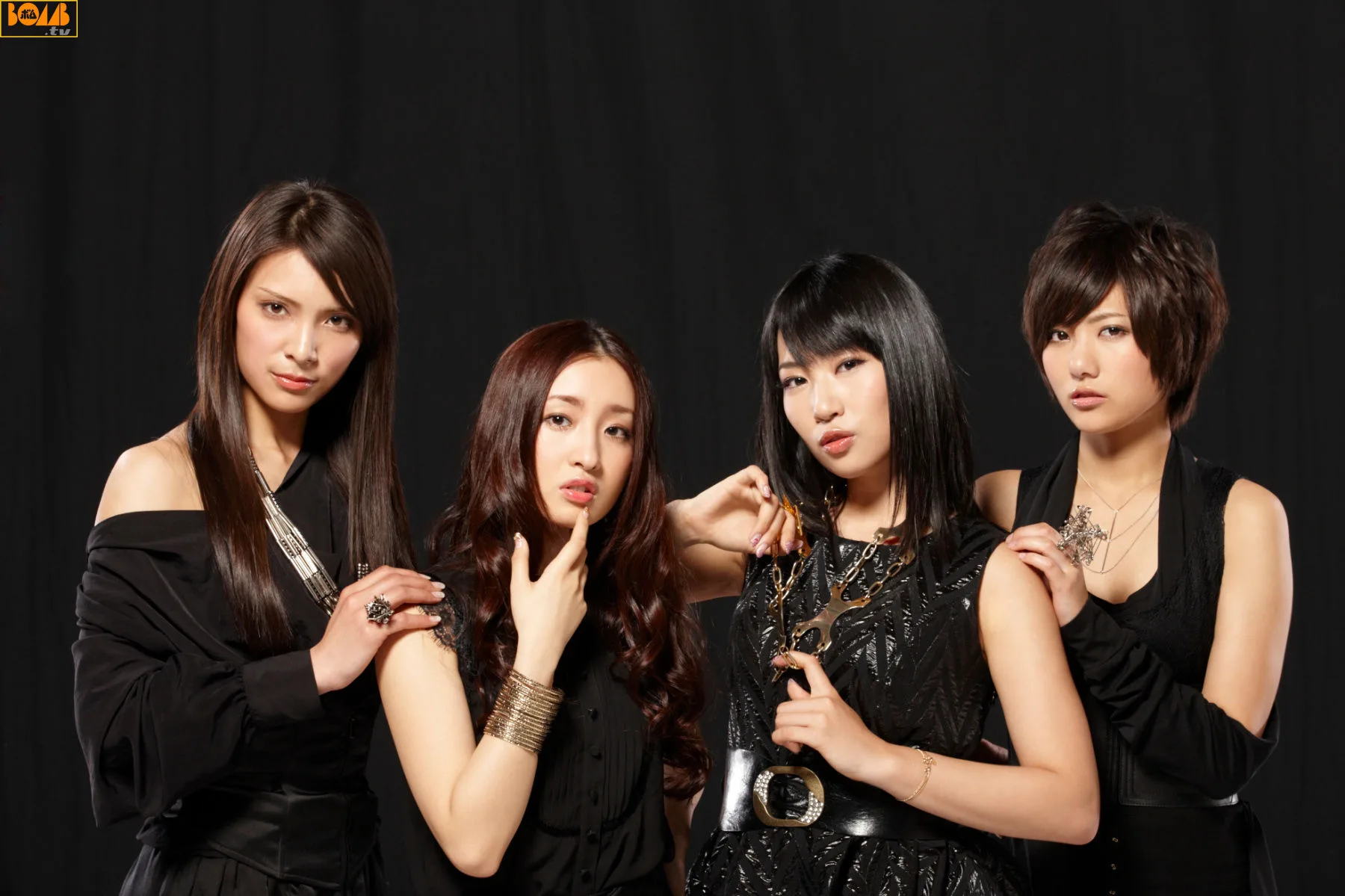 Bom.TV[Sách ảnh DiVA, tháng 6 năm 2011] - 6